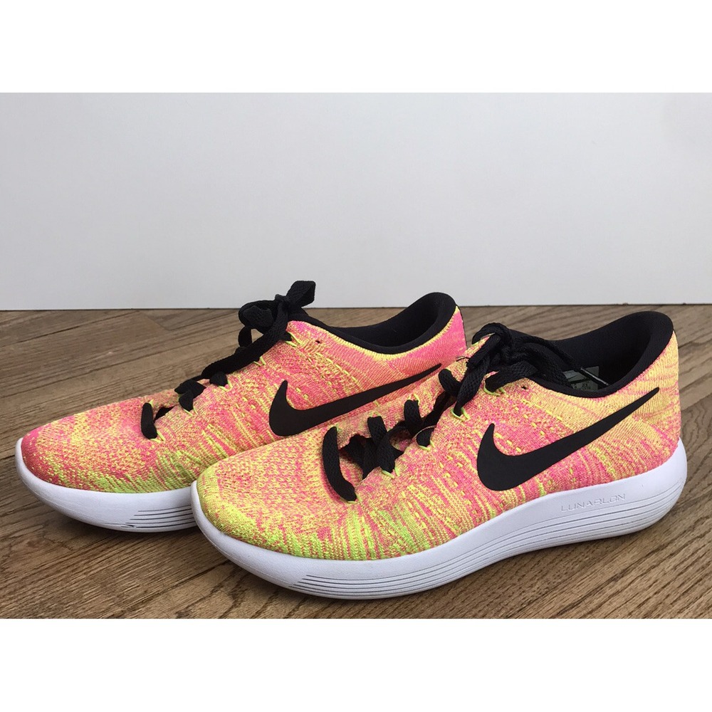 Women's Nike LunarEpic Flyknit Low‎ Athletic Sneaker Running Gym Shoe Size 6 EUC
